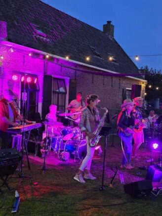 Helden van Hier op 21 juni bij It Podium in IJlst